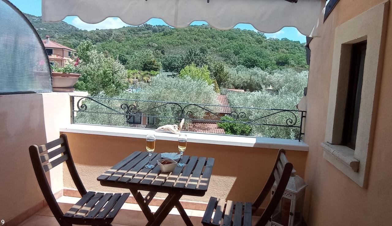 פאלינורו Residence E B&B Villamirella מראה חיצוני תמונה