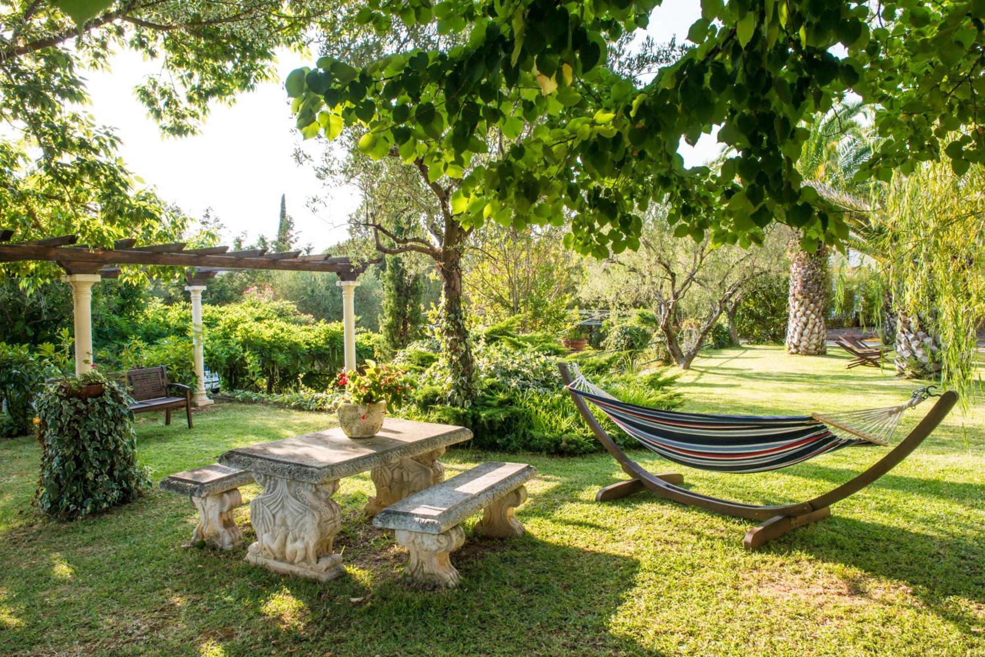 פאלינורו Residence E B&B Villamirella מראה חיצוני תמונה